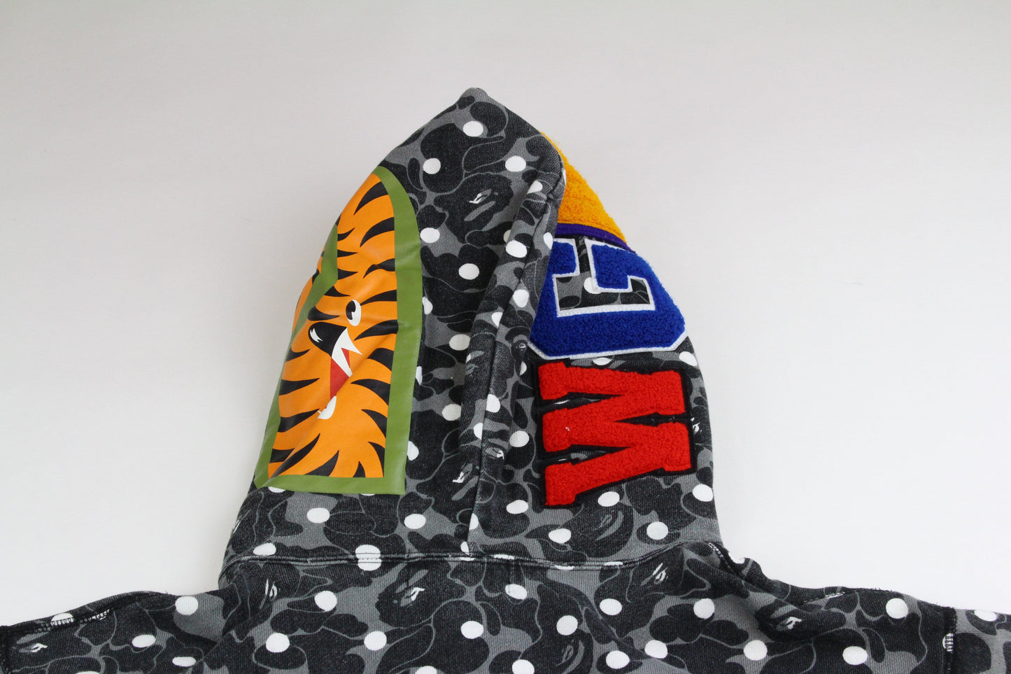 Bape Grey Camo Polkadot Shark Hoodie Black - SaruGeneral