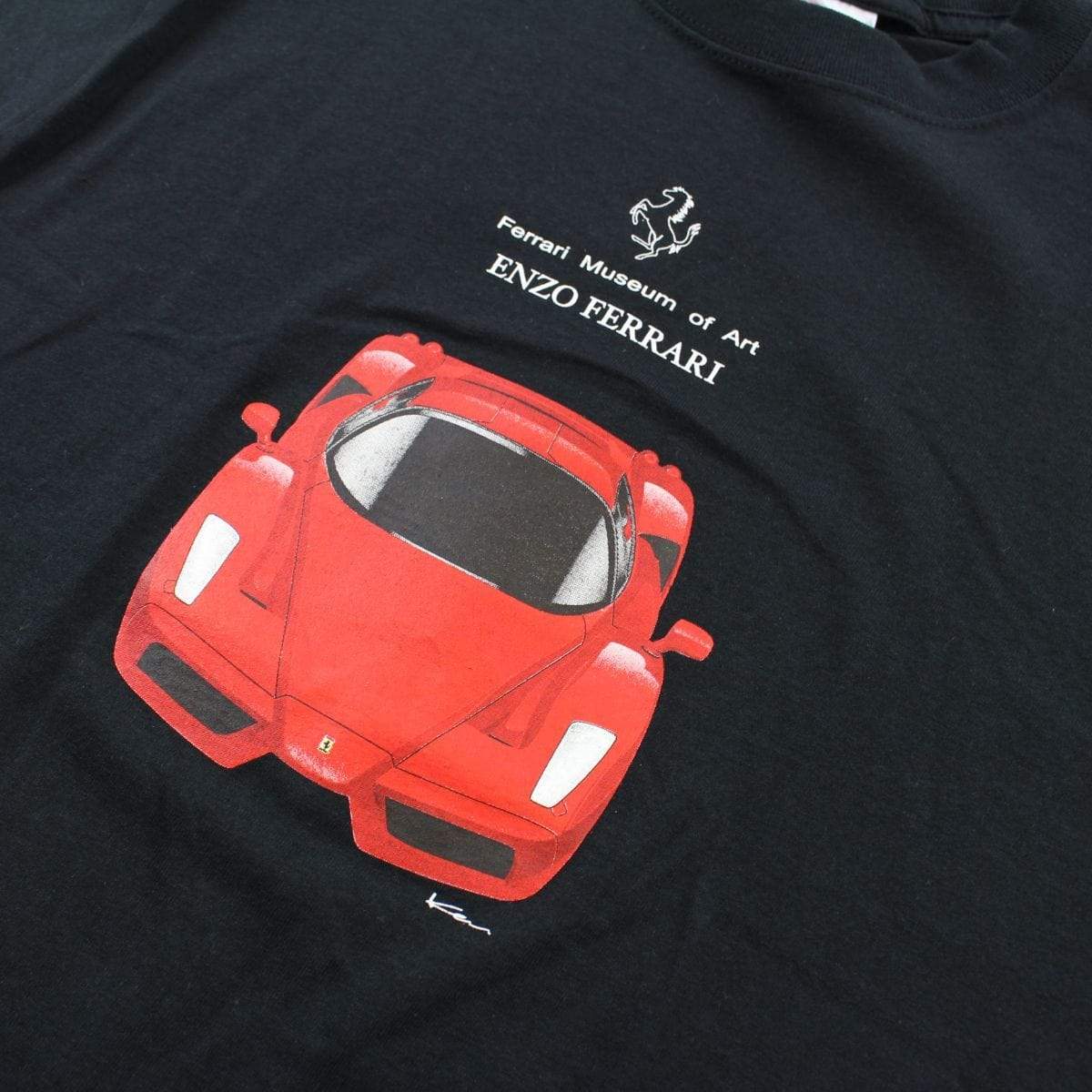 Ferrari Museum Tee Black - SaruGeneral