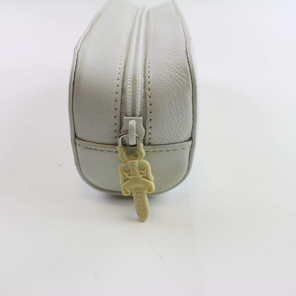 chrome hearts horseshoe logo case white - SaruGeneral