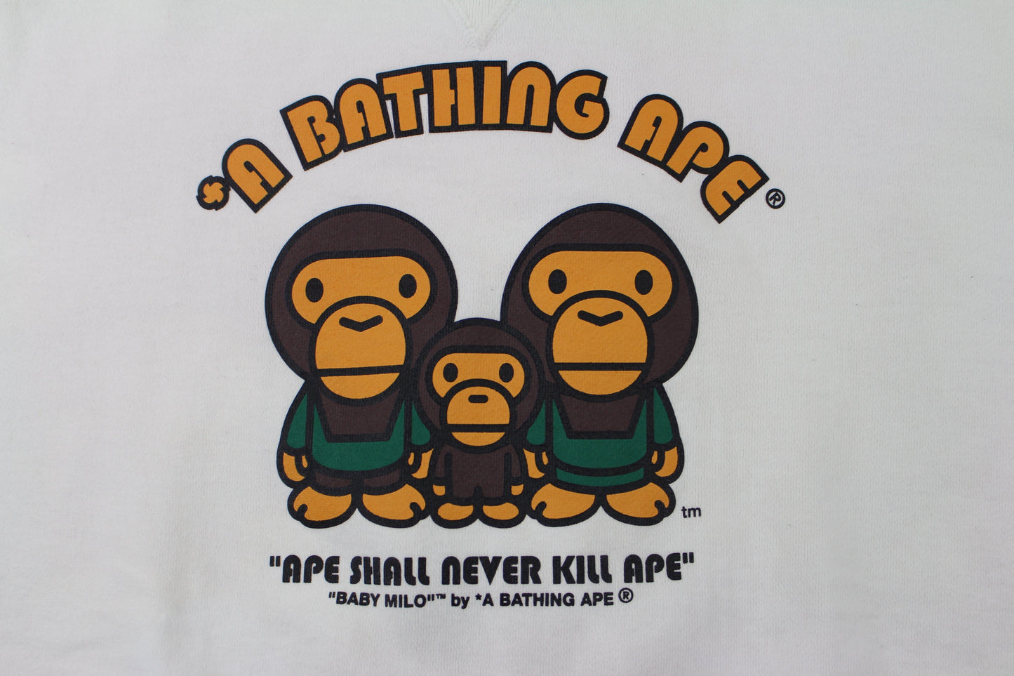 Bape Baby Milo figures Crewneck White - SaruGeneral