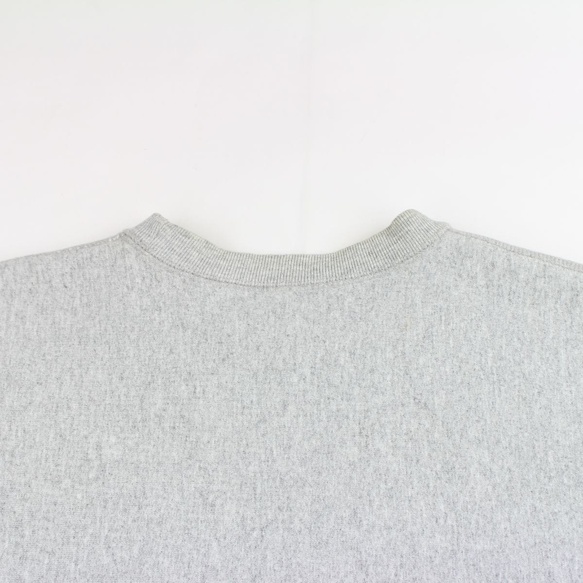 Supreme camacho crewneck grey 2002 - SaruGeneral