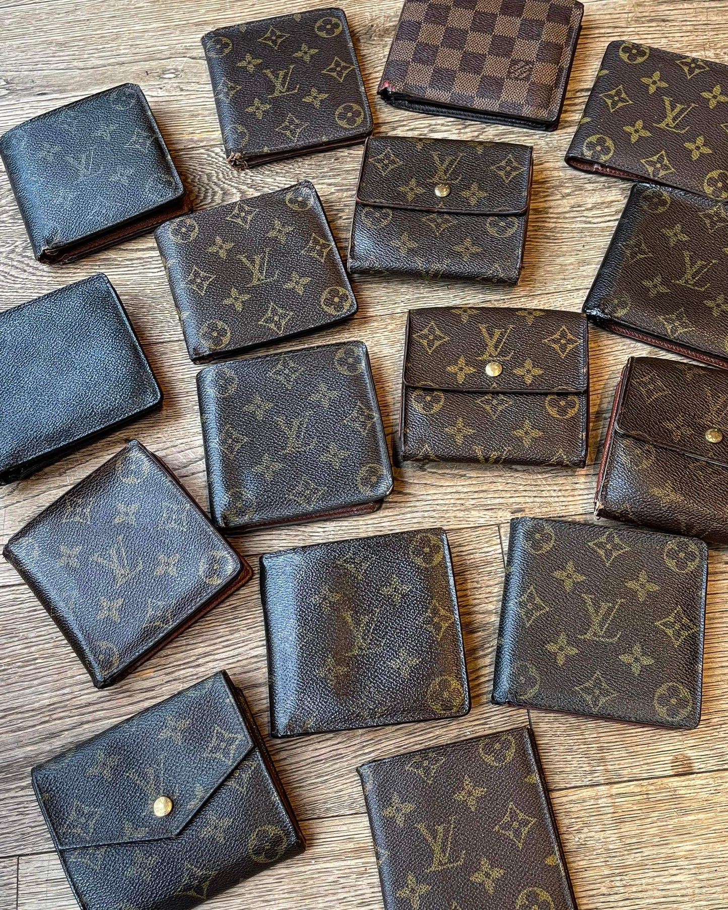 x25 Louis vuitton wallet box