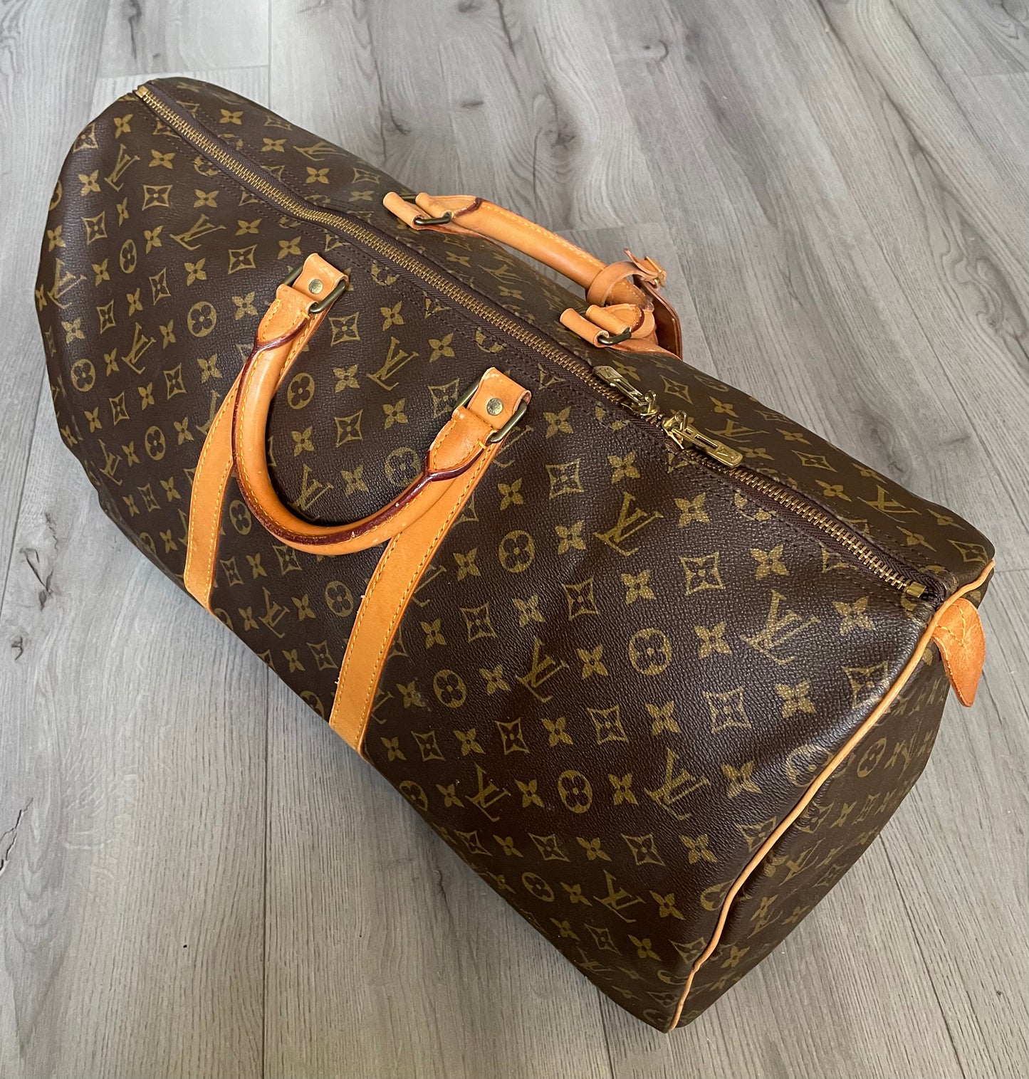 x5 Louis vuitton duffle box