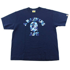 T-shirt Bape bleu camouflage avec logo universitaire bleu marine