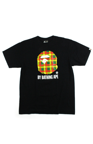 T-shirt Bape rouge, jaune, vert, à carreaux, avec logo Big Ape, noir