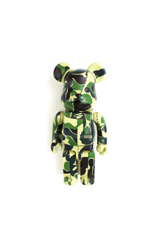 Bape ABC vert camouflage 400 % Bearbrick