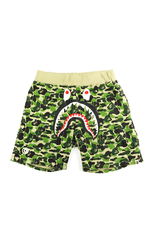 Short camouflage vert Bape ABC Shark