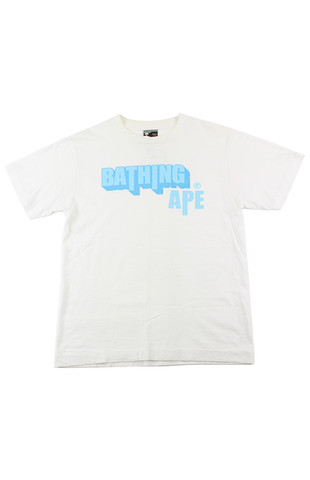 T-shirt Bape Bathing Ape bleu avec texte blanc