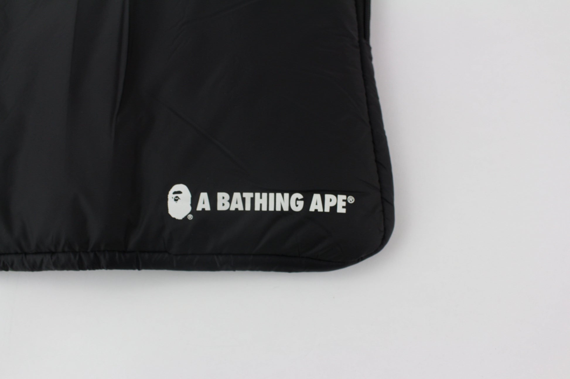 Bape Big ape logo laptop case black 33 x 24 - SaruGeneral