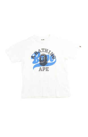T-shirt Bape Black College avec logo bleu superposé, blanc M.png