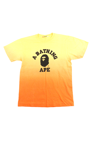 T-shirt Bape noir avec logo universitaire dégradé orange
