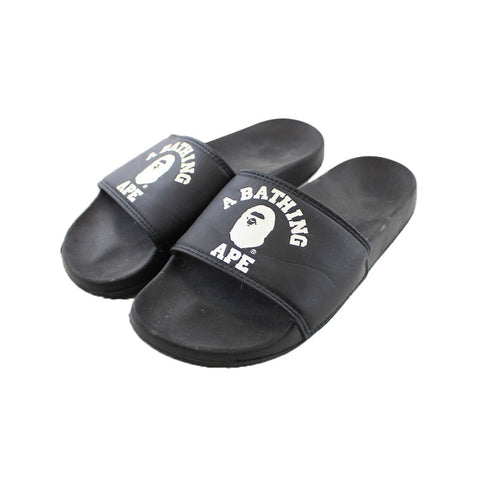 Claquettes Bape College Logo noires