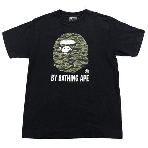 T-shirt Bape Green Tiger Camo Big Ape avec logo noir