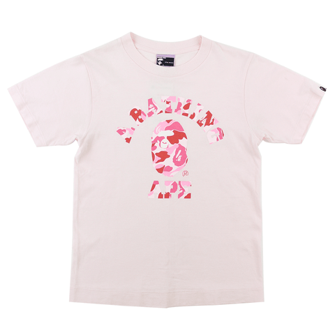 T-shirt Bape rose camouflage avec logo universitaire