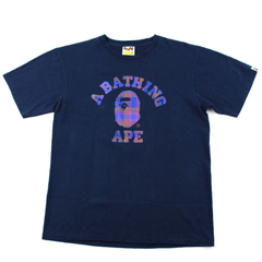 T-shirt à carreaux Bape avec logo universitaire bleu marine