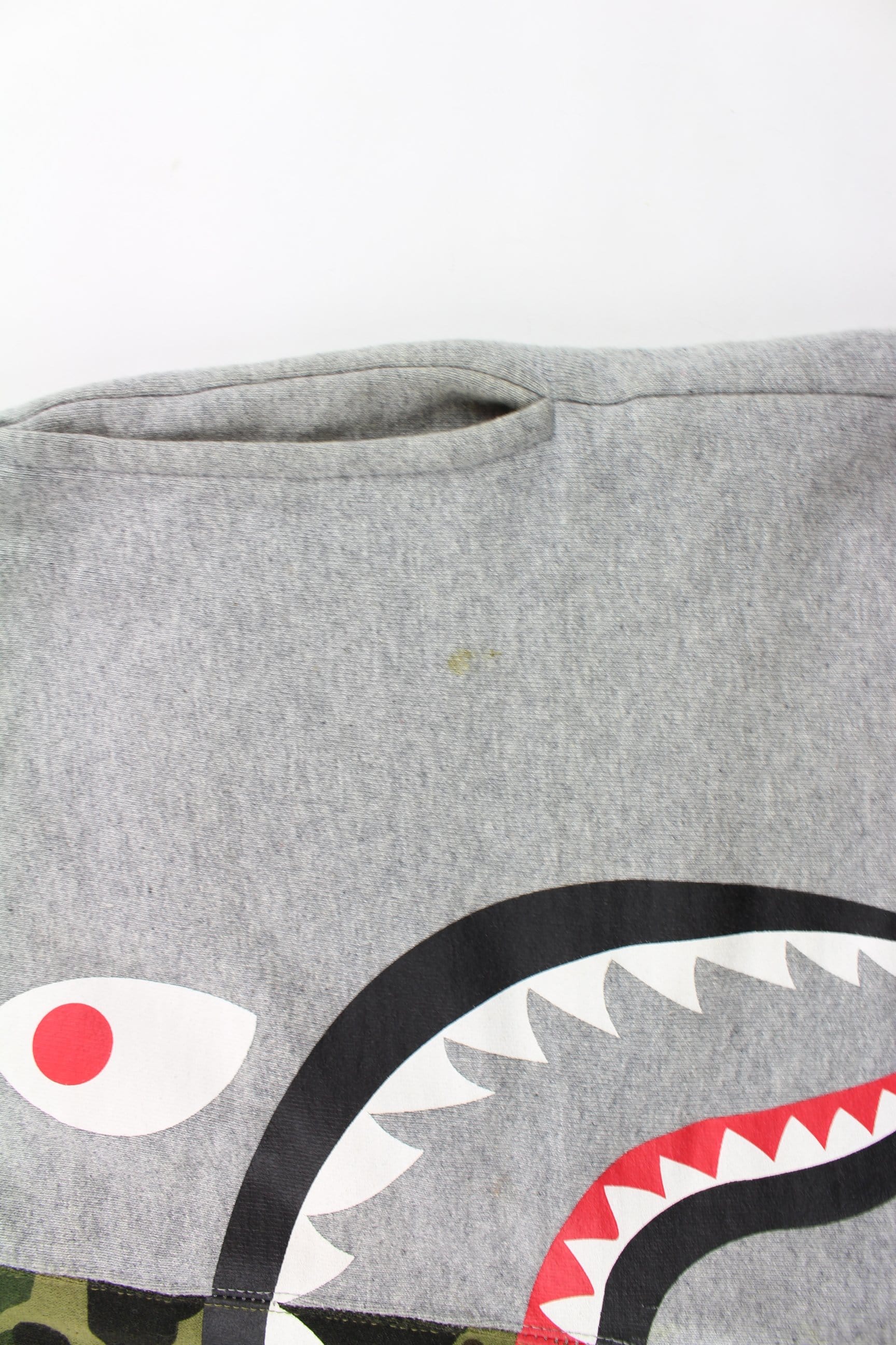 bape grey/1st green camo shark sweatshorts - SaruGeneral