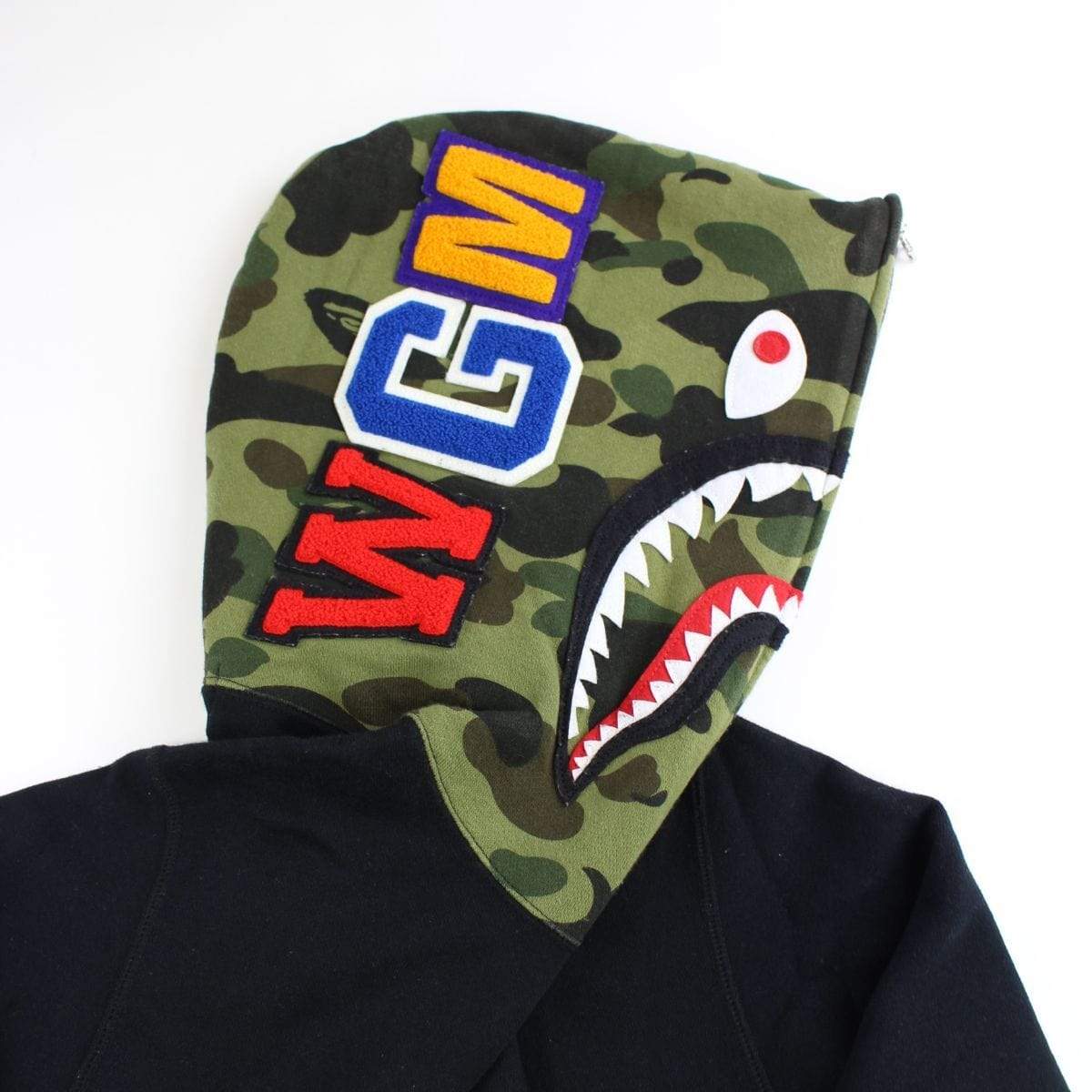 bape black / 1st green camo shark - SaruGeneral