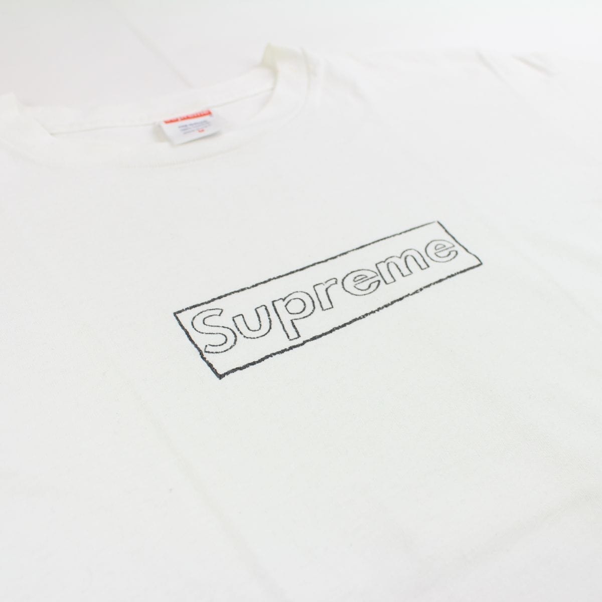 Supreme x Kaws box logo White - SARUUK