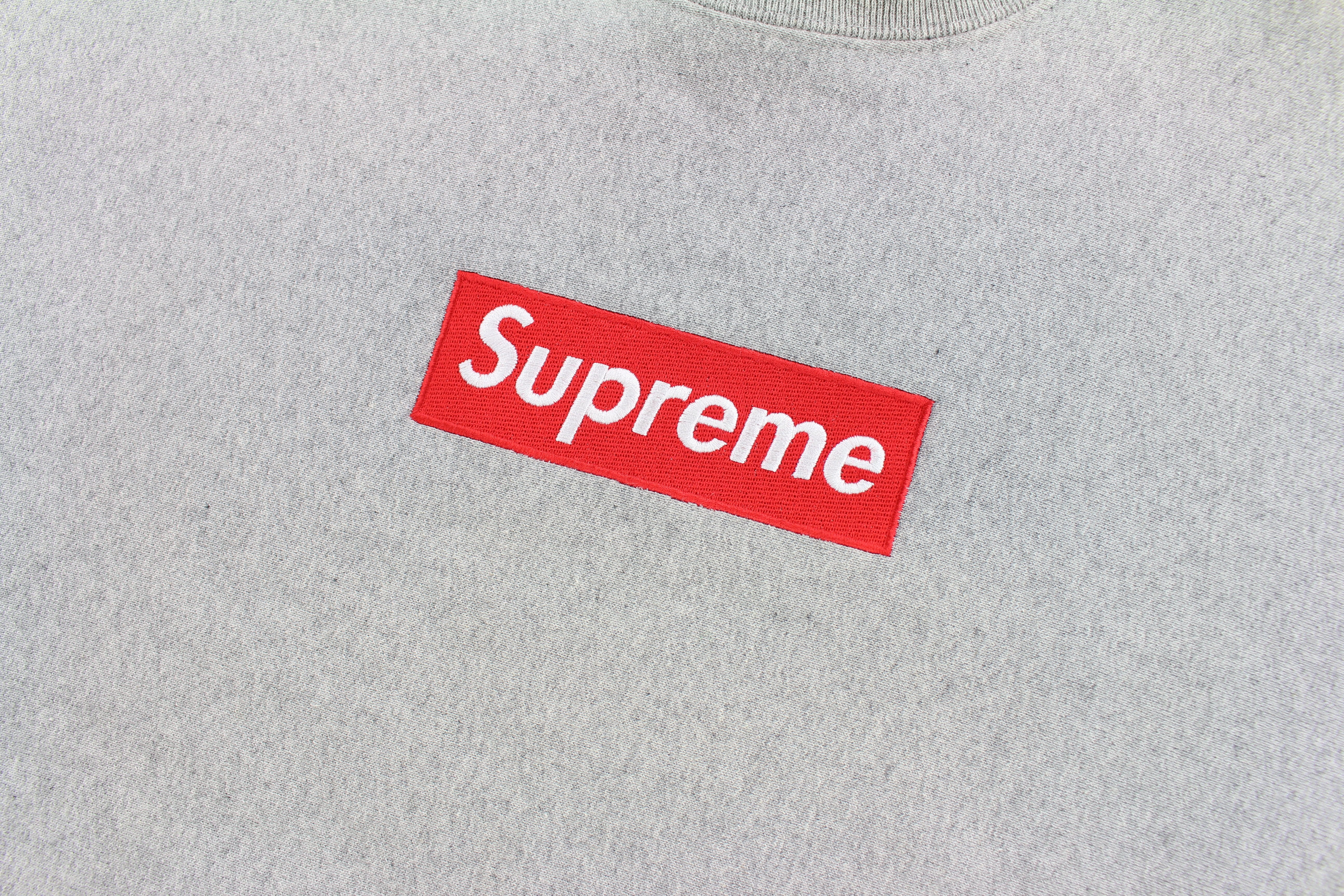 Supreme Red Box Logo Crewneck Grey – SARUGENERAL