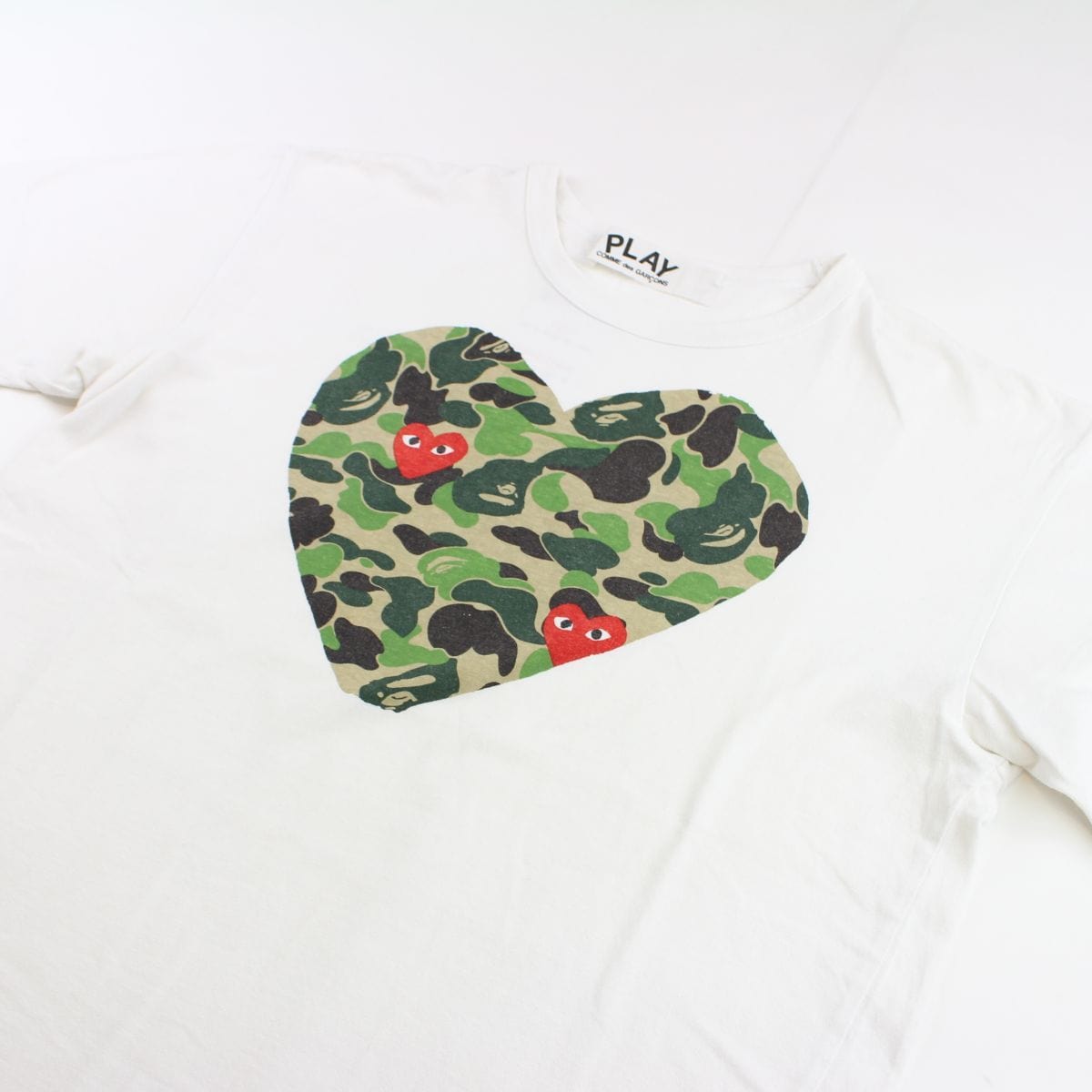 Bape x CDG Green Camo Heart Tee White - SARUUK