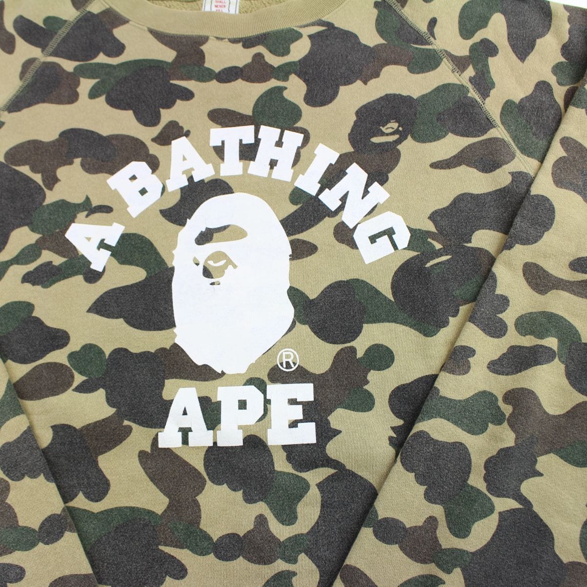 Bape 1st Green camo College Logo Crewneck - SARUUK