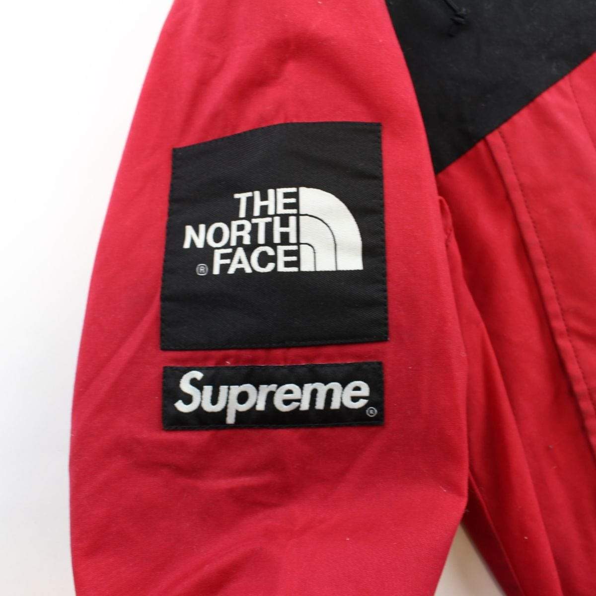 Supreme x TNF the north face wax red - SaruGeneral