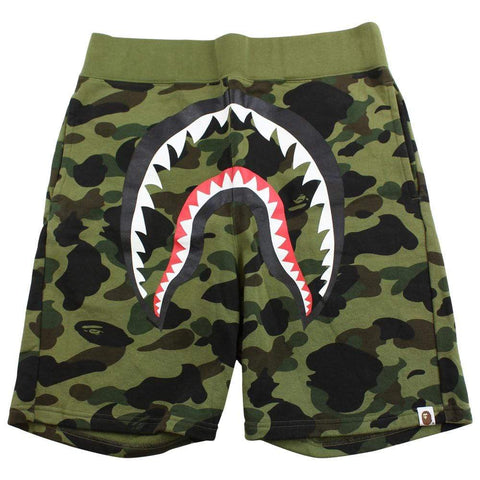 bape 1st green camo shark shorts