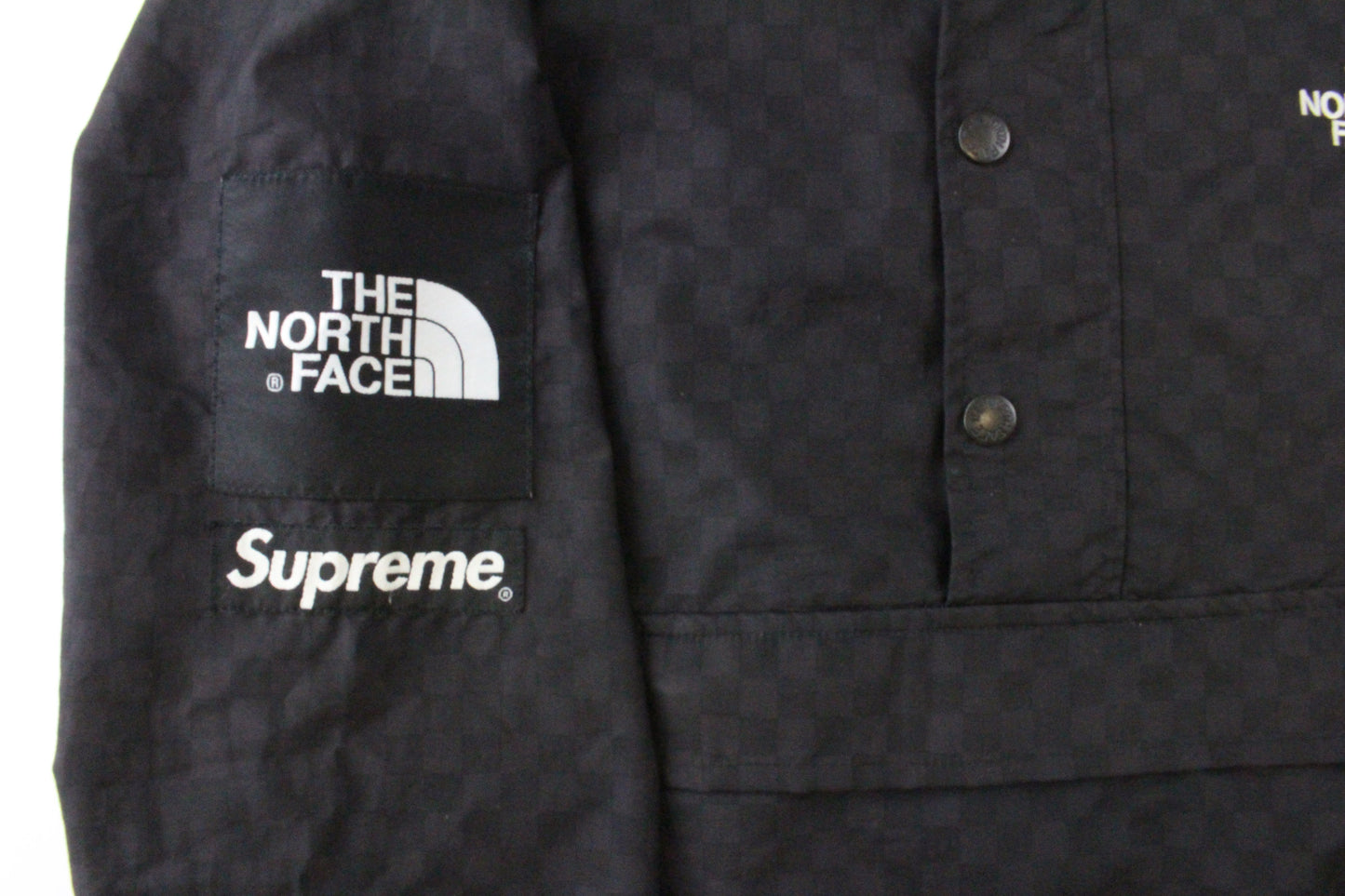 Supreme x TNF Checkered Pullover - SaruGeneral