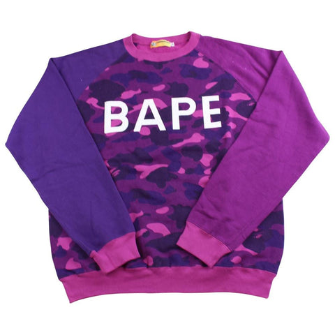 col ras du cou Bape violet avec patch camouflage