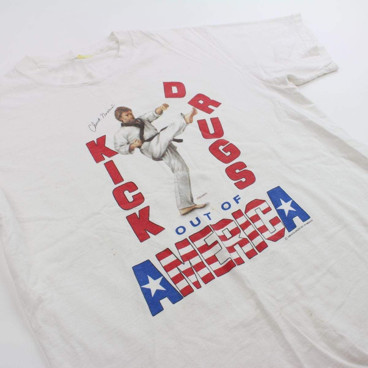 Chuck Norris Kick Drugs out of America Tee White - SaruGeneral