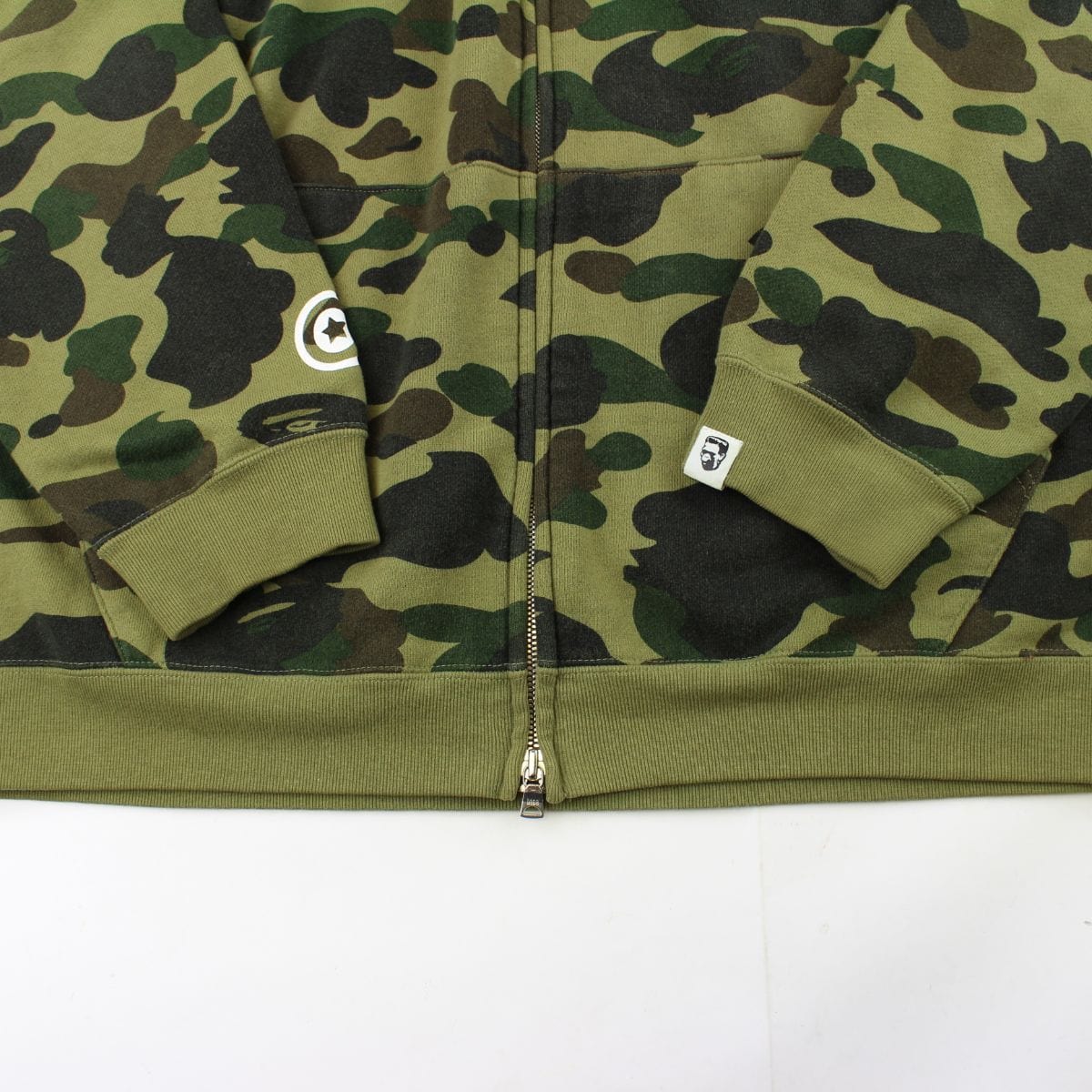 Bape 1st green camo shark - SaruGeneral