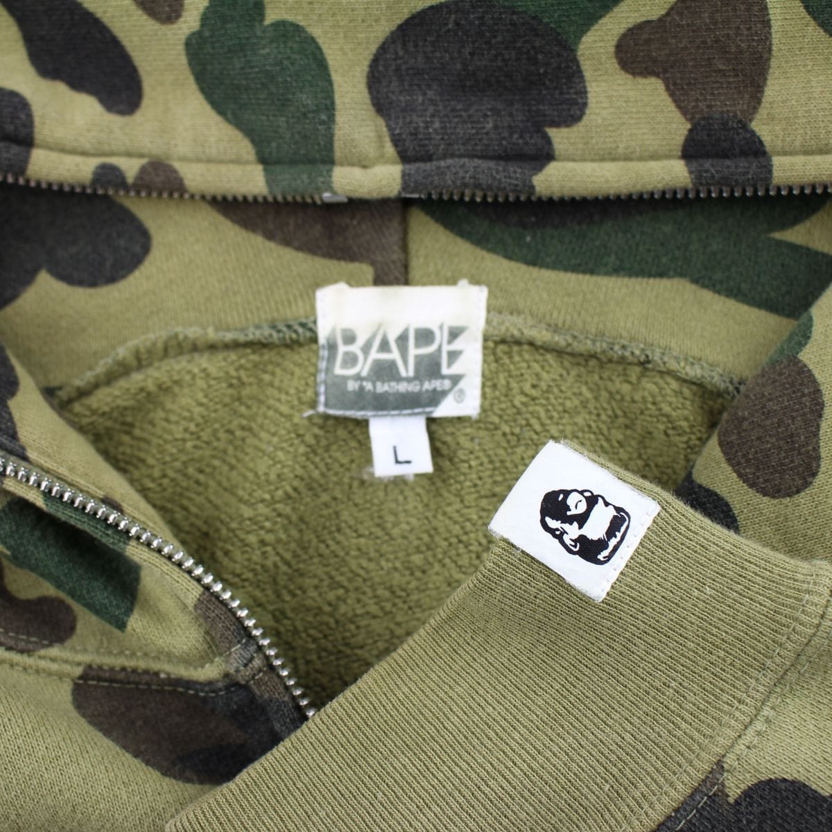 Bape 1st green camo shark - SaruGeneral