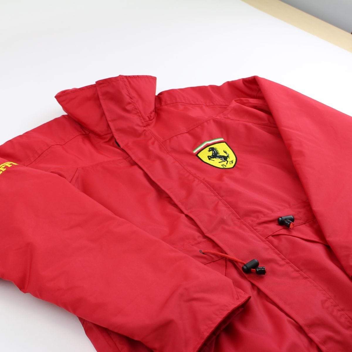Ferrari Logo Coat Red - SaruGeneral