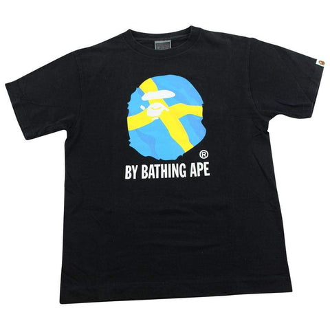 T-shirt Bape avec logo Big Ape et drapeau suédois, noir