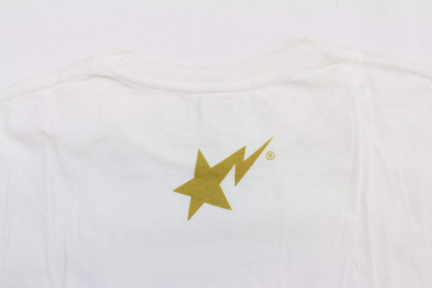Bapesta Red Star Text Gold Tee White - SaruGeneral