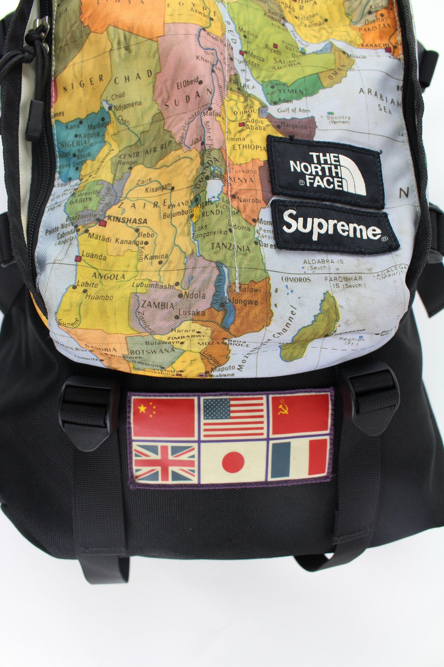 supreme x the north face maps expedition backpack – SARUGENERAL supreme x the north face maps expedition backpack – SARUGENERAL